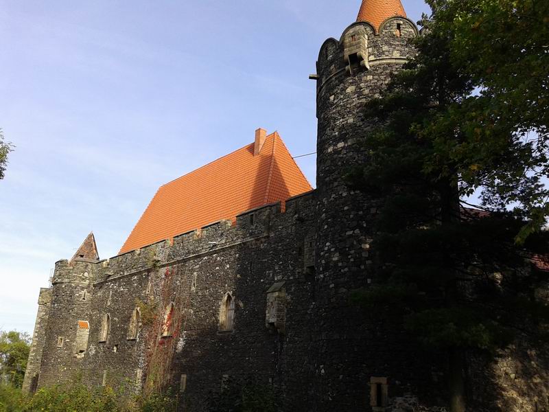 Zamek Grodziec Zachodnia strona zamku