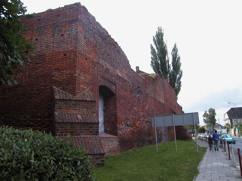 Zamek Łęczyca Widok z tyłu