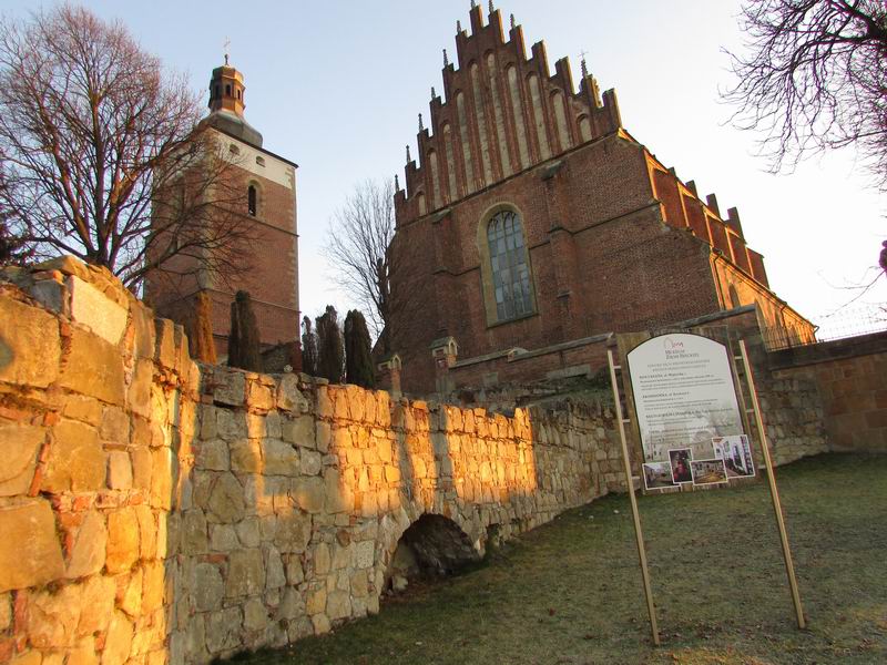 Zamek Biecz Kościół Rzymskokatolicki pw. Św. Piotra